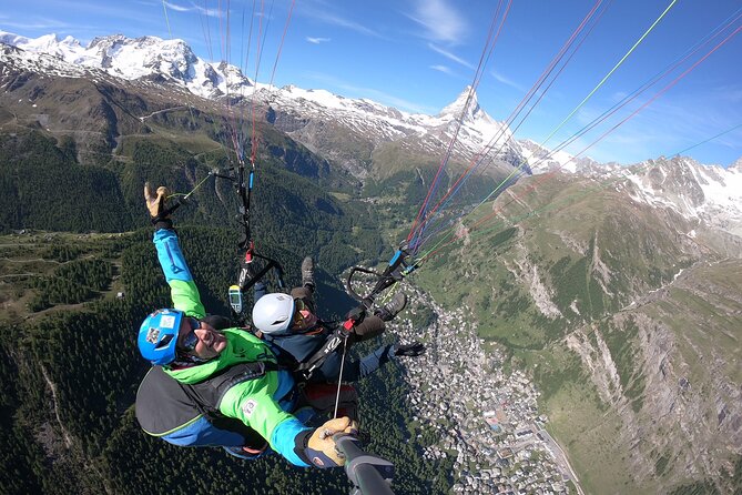 Matterhorn Paragliding Flight in Zermatt (20-25min) - Meeting Point Information