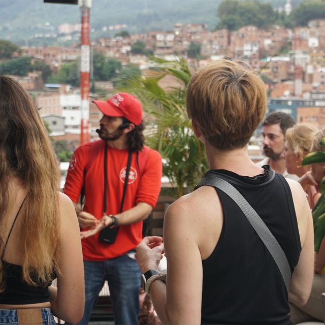 Medellín City Tour by 3 Hours (Transportation Guide) - Bilingual Tour Guides and Accessibility