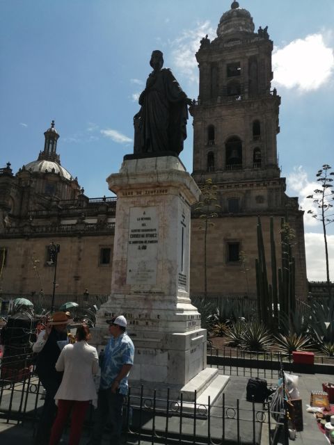 Mexico City's Historical Sights: Audio Guided Walking Tour - Audio Guide Features