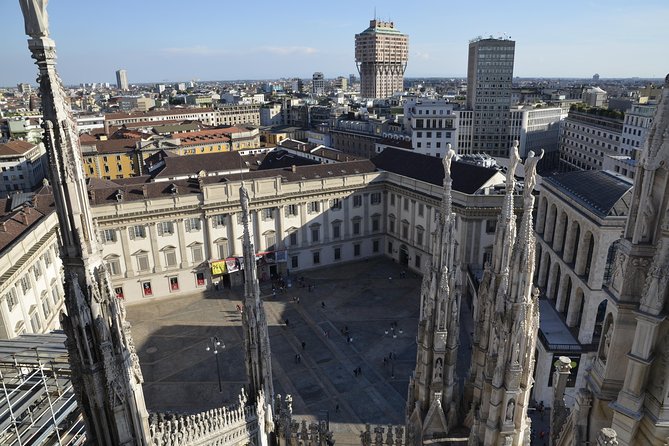 Milan Super Saver: Skip-the-line Duomo and Rooftop Tour - Mobile Ticket Available
