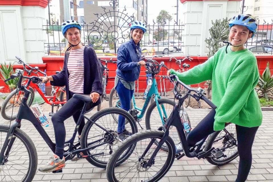 Miraflores: Bohemian Barranco Guided Bike Tour - Review Summary