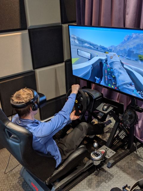 Mont Tremblant: Virtual Reality Car Racing : 30 Mins - Inclusions