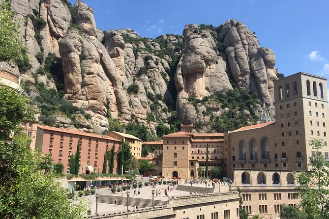 Montserrat & Best Winery Private Tour Experience With a Local Expertise - Detailed Itinerary