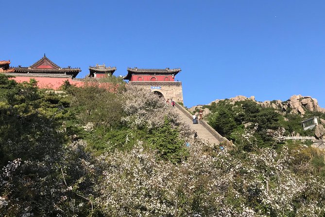 Mount Tai Private Tour From Jinan by Bullet Train With Cable Car Ride - Weather Considerations