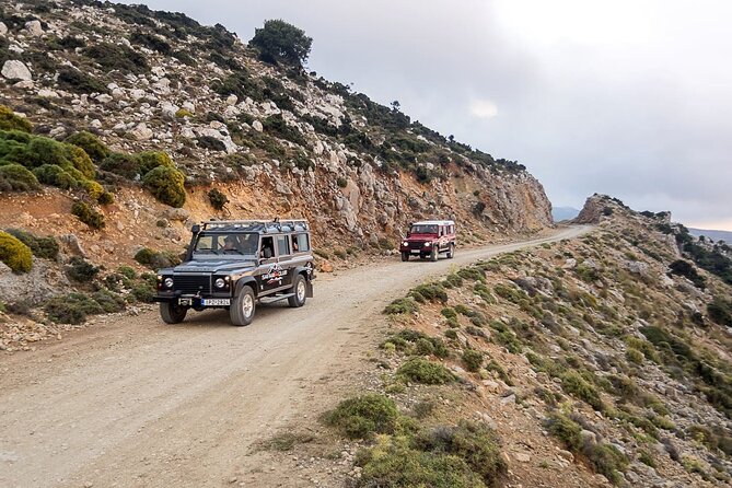 Mountains of Crete 4x4 Tour With Taverna Lunch - Lunch at Taverna