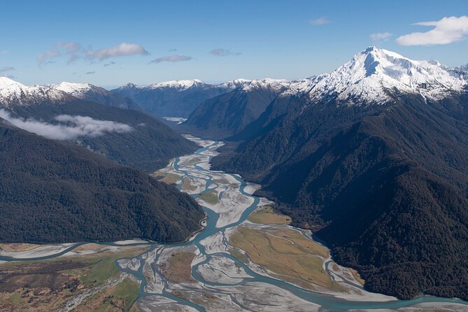 Mt Cook Experience - Exploring Mt. Cook Village