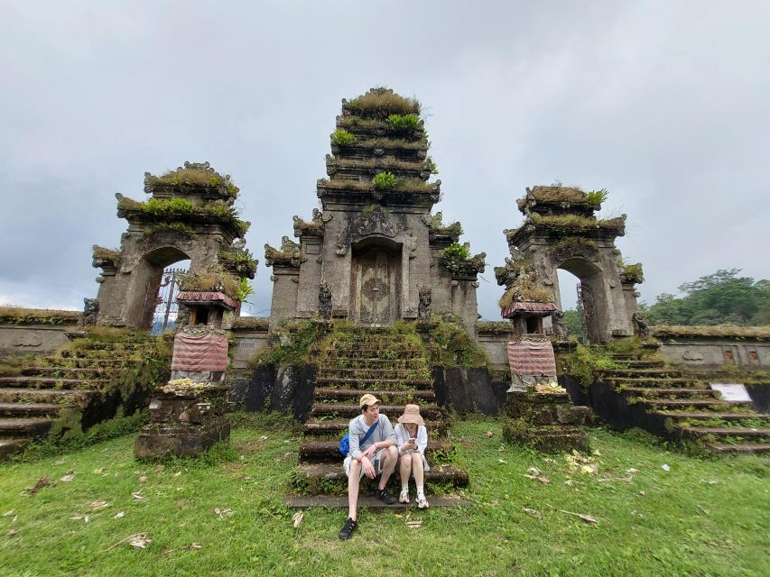 Munduk : Jungle Trekking,Canoeing & Balinese Cooking Class - Sustainable Tourism Practices