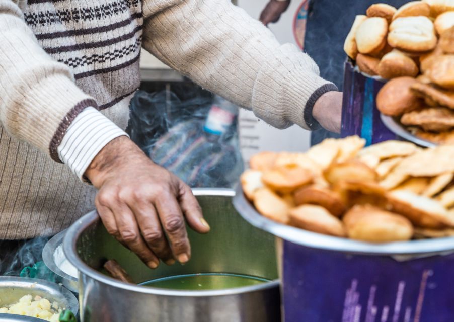 Nainital Street Food Crawl (2 Hours Food Tasting Tour) - Language Options for the Tour