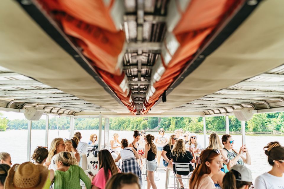 Nashville: Pontoon Party Cruise With a Captain - Activity Highlights