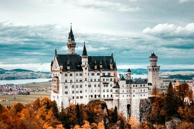 Neuschwanstein Castle and Linderhof Private Tour From Munich - Reviews