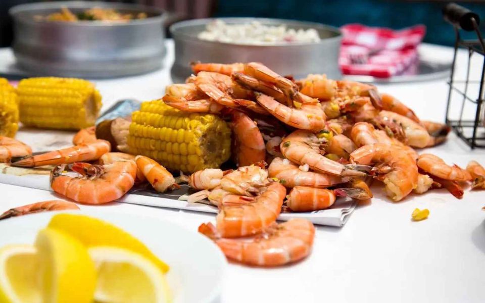 New Orleans: Authentic Cajun Shrimp Boil and Cabaret Show - Customer Reviews