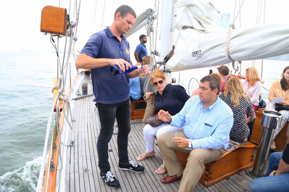 New York City: 1920s Schooner Sail With Wine Tasting