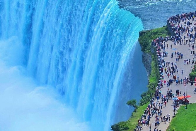 Niagara Falls Sightseeing Day Tour From Toronto - Tour Guide Experience