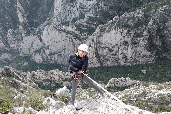 Nido De Los Aguiluchos, Monterrey: Hiking, Rock Climbing, 3 Rappels - Common questions