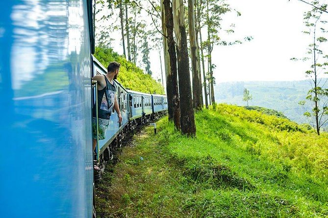 Nuwaraeliya (Nanuoya) to Ella Reserved Train Tickets - Booking Information and Pricing