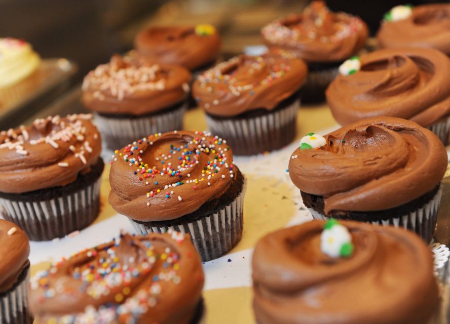 NYC: The Original Cupcake Tour of Greenwich Village - Cupcake History Insights