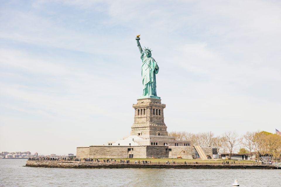 NYC: Wall Street Tour With 9/11 Memorial and Statue Ferry - Important Information