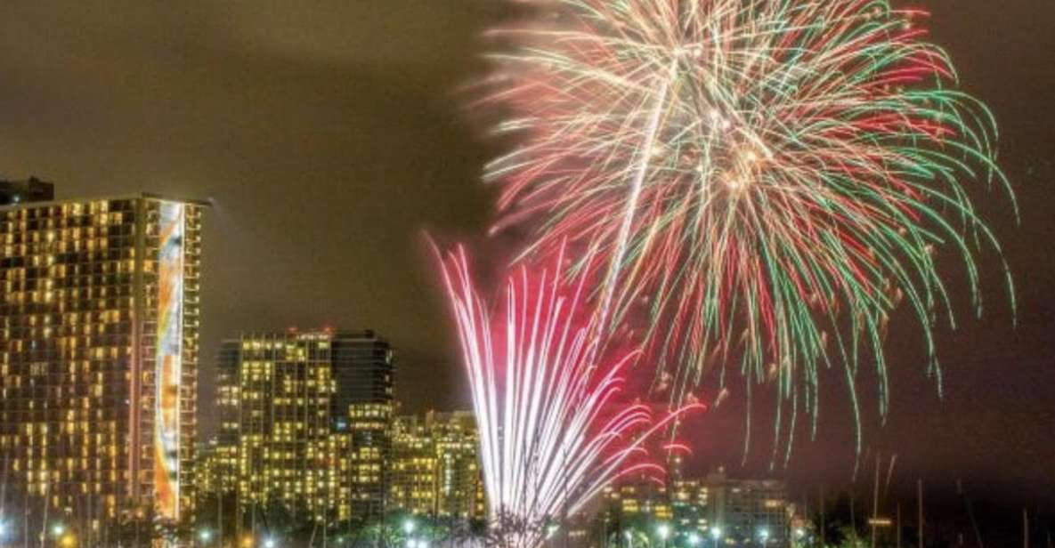 Oahu: Friday Night Fireworks Sailing in Small Groups - Safety Measures