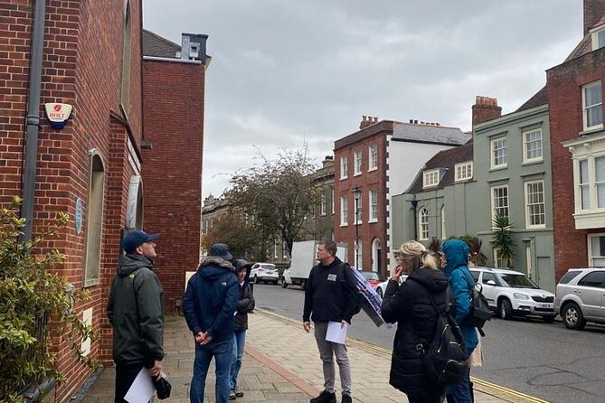 Old Portsmouth Historical Walking Tour - an Infernal Den of Diabolical Demons - Uncover Dark Legends and Mysteries