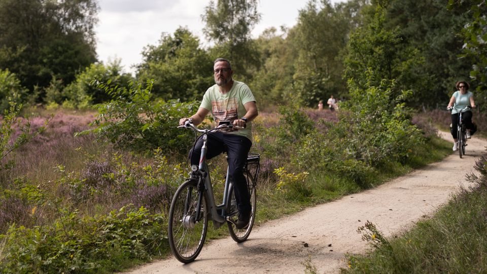 Otterlo: De Hoge Veluwe National Park Entry & E-bike - Experience in the National Park