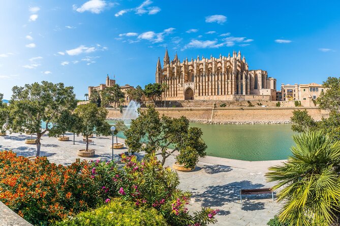 Palma De Mallorca : Private Custom Walking Tour With a Guide - Common questions