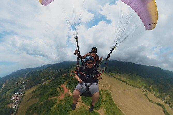 Paragliding Tandem Flight 1.500 Ft & up - Equipment and Gear Provided