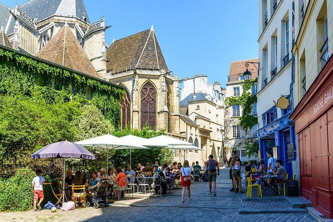 Paris - Visit the Famous " Le Marais " With a Private Guide - Hidden Courtyards and Gardens