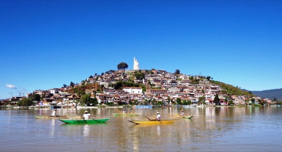 Patzcuaro - Janitzio Tour to Watch the "Butterfly Nets" - Tour Highlights