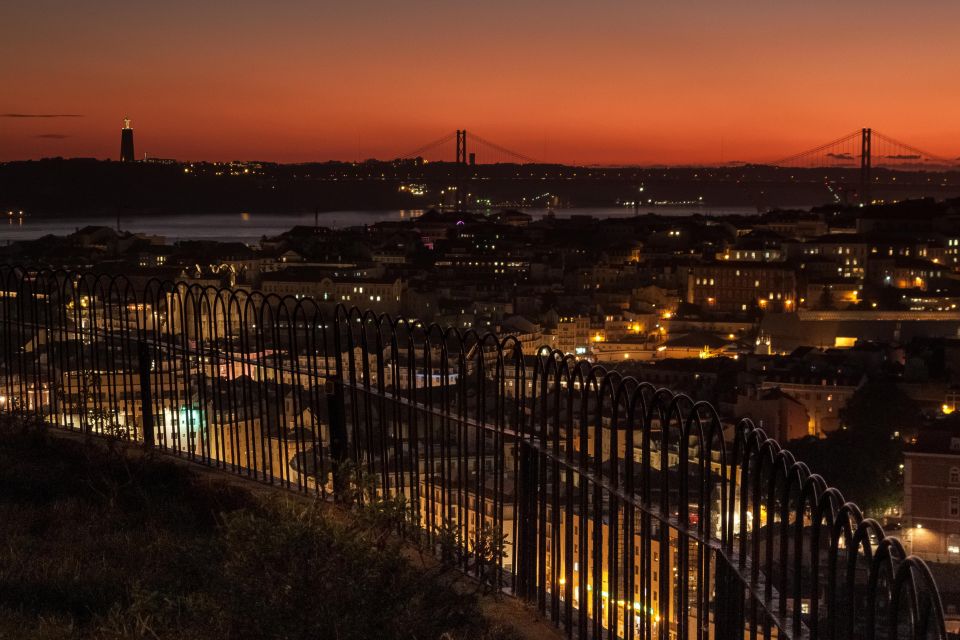 Photograph Lisbon at Night Walking Tour With a Photographer - Tour Highlights