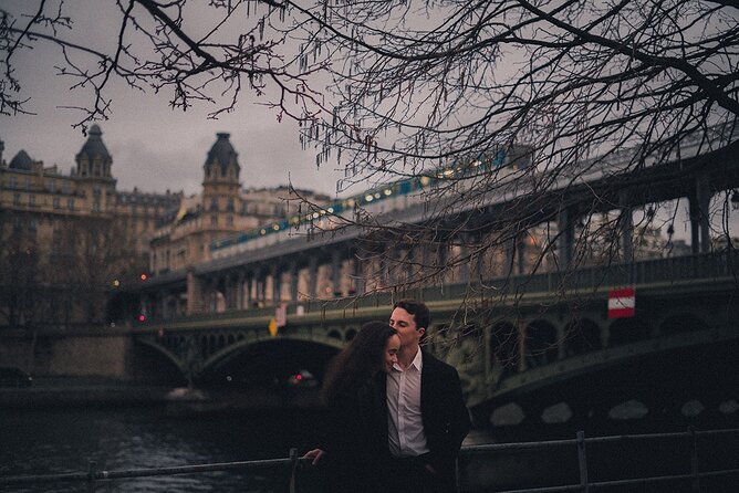 Photoshoot With a Pro Photographer in Paris - Expectations and Accessibility