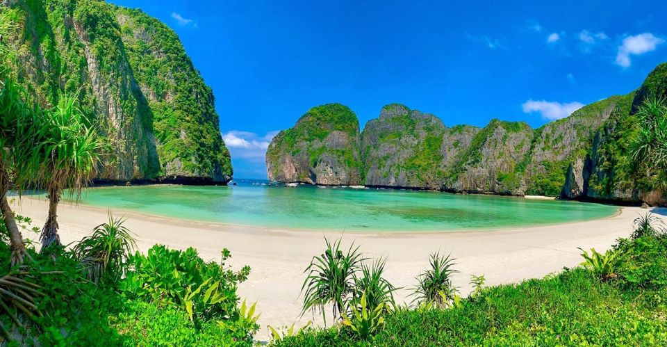 Phuket: Phi Phi, Maya, Koh Khai Day Tour by Speed Catamaran - Phi Phi Don Island Exploration