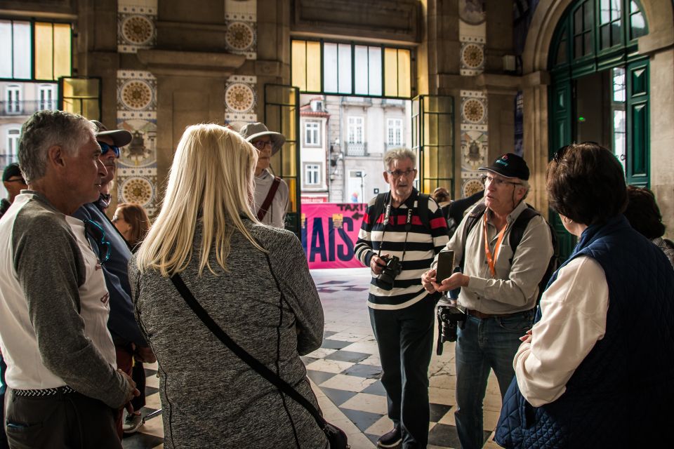 Porto: Private Half Day Walking Tour With Photos - Photography Package