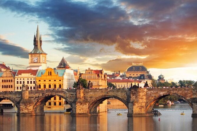 Prague Airport PRG Round-Trip Transfer in Private Van - Benefits of Private Van Transfer