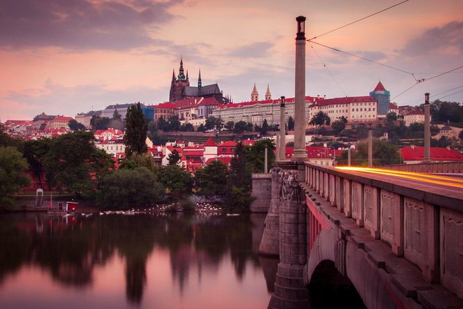 Prague Private Photo Tour for Photography Enthusiasts - Meeting and Pickup Details