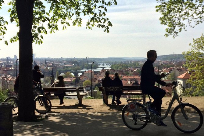 Prague: Stunning Viewpoints, Castle, City & Park E-Bike Tour - Safety and Cancellation Policies