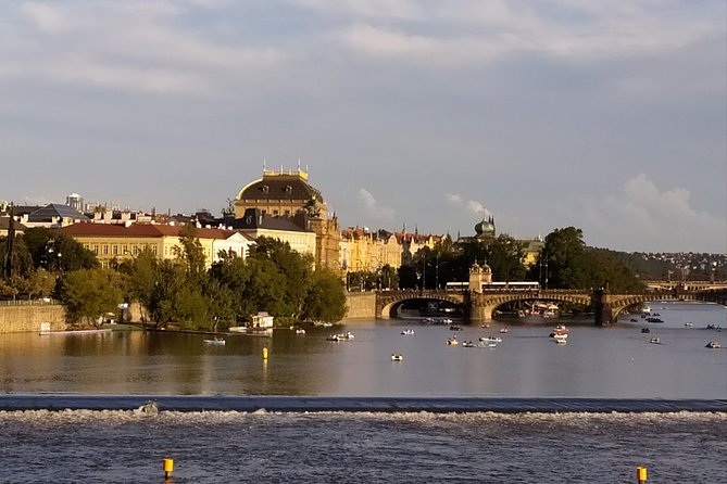 Prague Vltava River Lunch Cruise - Negative Experiences Overview