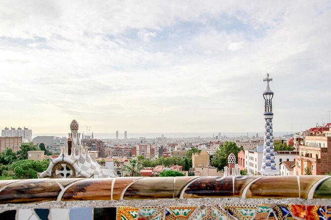 Private 4 Hours Barcelona Sightseeing Tour - Common questions
