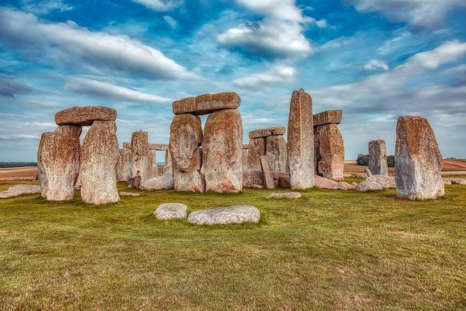Private 6-Hour Excursion to Stonehenge From London With Hotel Pick up - Ticketing and Entry