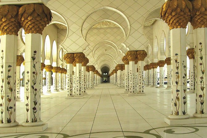 Private Abu Dhabi City Tour With Mosque - Inclusions and Amenities Provided