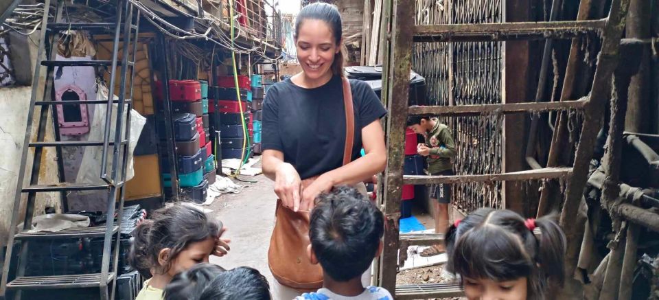 Private Best Dharavi Slumdog Tour by a Local With Pick&Drop - Full Description