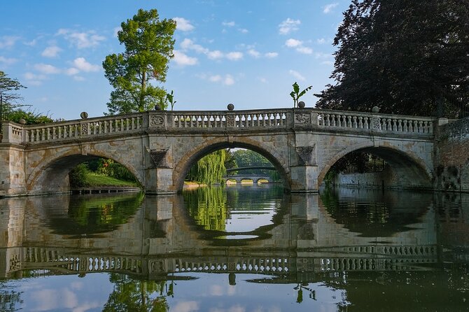 Private Cambridge University Punting Tour - Pricing and Booking