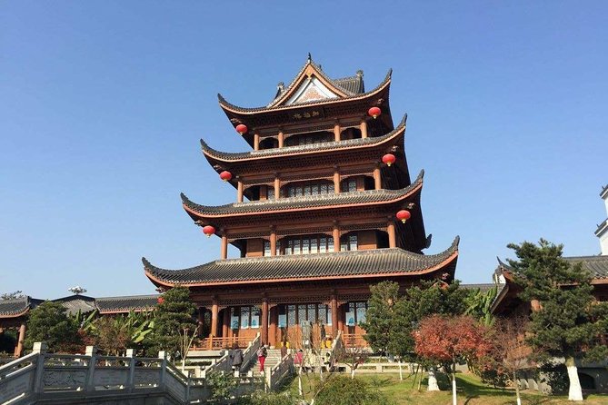 Private Changsha Day Tour: Yuelu Mountain, Yuelu Academy and Orange Island - Common questions