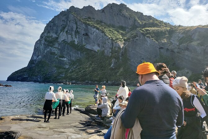 Private Day Tour for Stay Seogwipo Area Customers in Jeju Island - Booking and Reservation
