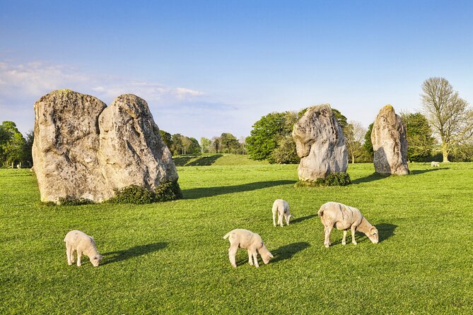 Private Day Tour From Bath to Avebury and Stonehenge With Pickup - Pickup Information