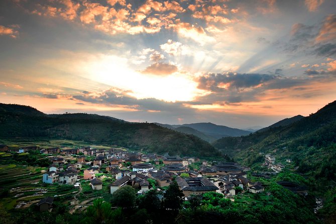 Private Day Tour To Chuxi Tulou From Xiamen Including Lunch - Customer Reviews