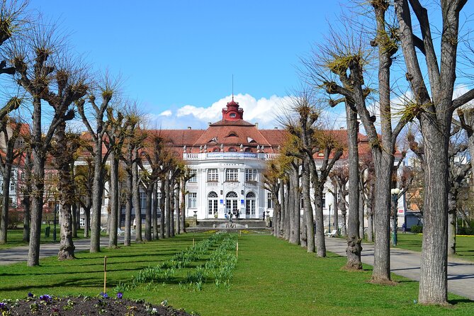 Private Day Trip to Karlovy Vary From Prague With a Local - Transportation and Logistics Details