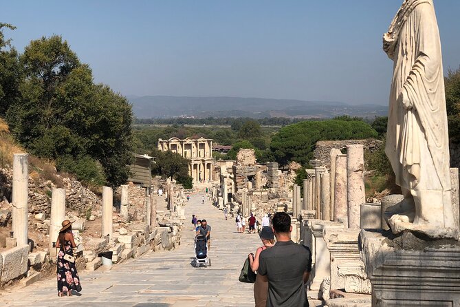 Private Ephesus and Shopping Tour for Cruisers Only - Experienced Local Tour Guides