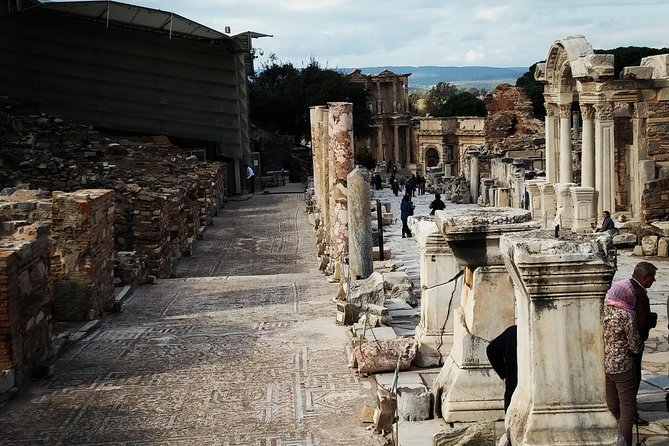 Private Ephesus Tour From Izmir - Ancient Landmarks Exploration