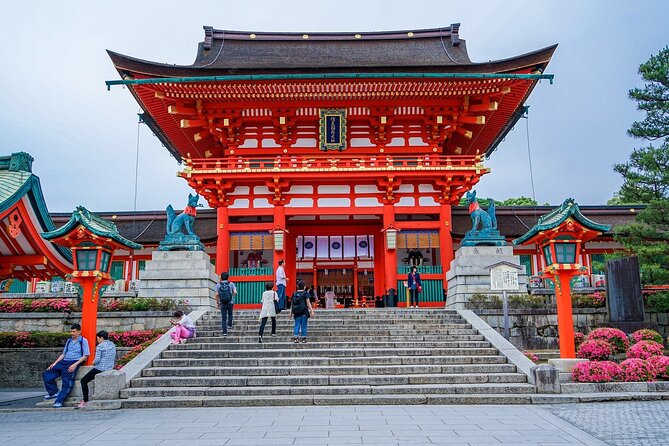 Private Full Day Tour in Kyoto With a Local Travel Companion - Booking Information and Highlights