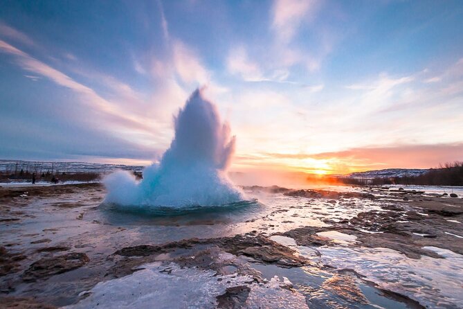 Private Golden Circle With Photographer, Lunch & Secret Lagoon - Gourmet Lunch Experience